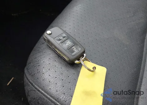 2018 Volkswagen Jetta 1.4T Se/1.4T Wolfsburg Edition из США, поврежденный, VIN 3VWDB7AJ6JM238961